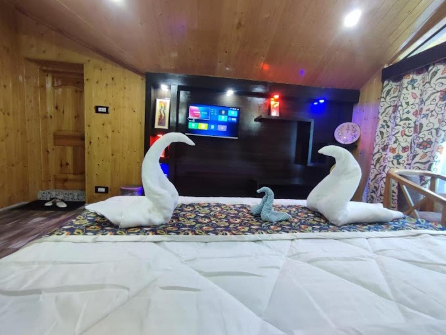 Rio Resorts , Pahalgām Kültér fotó